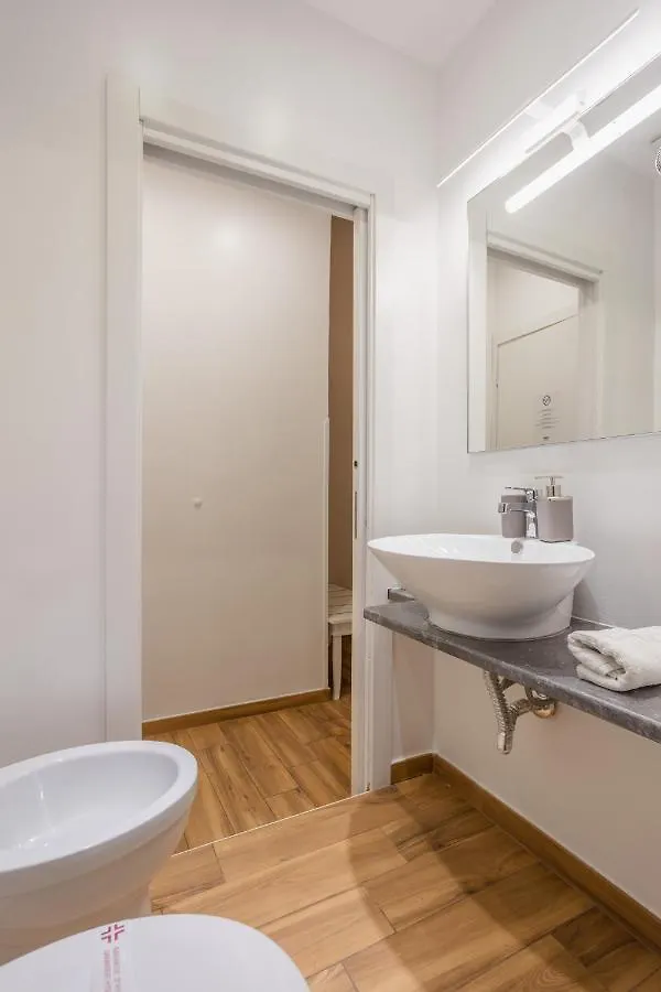 B&B Palermo Bella Rooms And Suites 2*,
