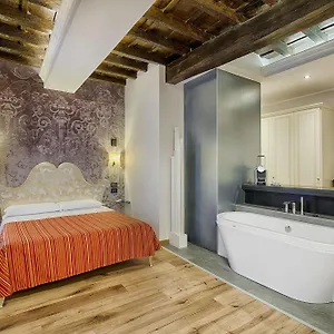 Luxury Ripetta 2 2*, Roma Italia